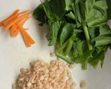 揚げ玉とほうれん草のかき揚げそば作り方1写真
