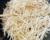 たっぷりもやしのあんかけ玉子うどん作り方1写真