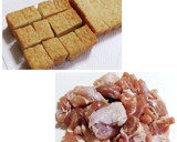 鶏もも肉と厚揚げの甘辛ごま味噌炒め作り方1写真