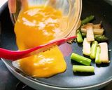 ホタテ缶とふわふわ卵のバター醤油丼作り方4写真