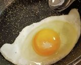 白身がきちんと固まってる目玉焼き作り方2写真