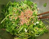 桜えびと豆苗のモッツァレラチーズ和え作り方4写真