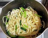 １つの鍋で出来る！小松菜しめじたらこスパ作り方5写真