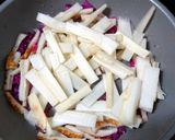 材料4つ♪白うどと竹輪のしば漬バター炒め作り方2写真