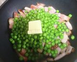 グリンピースとベーコンのバター炒め作り方3写真