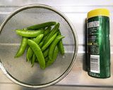 スナップエンドウの粉チーズソテー作り方1写真