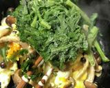 春菊・しめじ・卵☆マヨ炒め作り方6写真