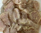 柔らか!鶏胸肉のガリバタチーズ焼き作り方5写真