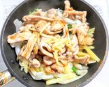 豚ロース肉と新玉ネギと新ジャガの中華炒め作り方8写真