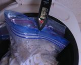 サラダチキンを炊飯器の保温モードで!作り方5写真