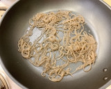 ひじきと糸こんにゃくの彩り和え作り方5写真