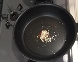 ホホホタケとくるみのペペロン炒め作り方3写真