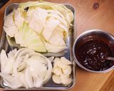 たっぷりキャベツと豚肉のスタミナ味噌炒め作り方1写真