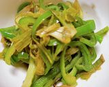 うどの皮とピーマンの塩出汁きんぴら作り方7写真