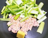 小松菜とシーチキンのバター醤油炒め♡作り方2写真