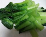 カニカマと小松菜のさっぱり生姜醤油和え作り方1写真