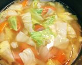 具だくさん♪キャベツとソーセージのスープ作り方4写真