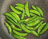スナップエンドウの生姜醤油炒め作り方3写真