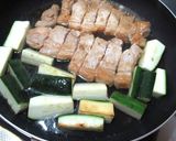 豚肉とズッキーニの、やきむし作り方4写真