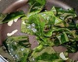 生わかめをニンニクと麺つゆ炒め♡旨し♪作り方3写真