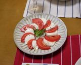 トマトとモッツァレラチーズのカプレーゼ作り方2写真