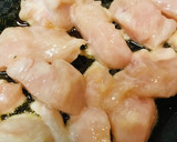 米粉＆卵白のころも●鶏肉のおろし揚げ焼き作り方1写真