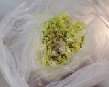 ポリ袋で時短！マヨなしコールスロー作り方3写真
