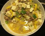 玉ねぎ、黄パプリカ、白ネギ入りの麻婆豆腐作り方6写真