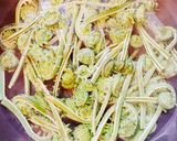 きなこ味噌マヨでたべるこごみ♪作り方2写真