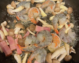 エビとしめじのぺぺ風たまご炒め作り方3写真