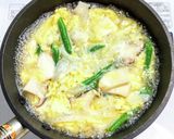 冷凍保存した常備菜と卵のスープ作り方3写真