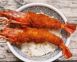 贅沢エビフライを卵でとじる絶品鎌倉丼作り方8写真