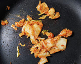 まかない飯～白菜キムチのとろとろ半熟卵丼作り方1写真