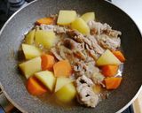 豚肉じゃが作り方5写真