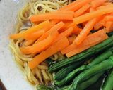 ラ王アレンジレシピ●インゲン＆人参盛り作り方2写真