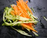 再現！蒸し鶏と胡麻のさっぱり春雨サラダ作り方1写真
