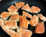 絶品！塩鮭とキャベツのガリバタ醤油炒め作り方4写真