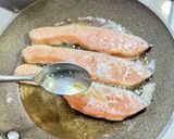 サーモンのムニエルきのこチーズクリーム作り方4写真