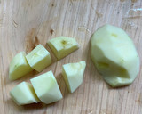 カリフラワーとじゃがいものカレー炒め作り方1写真
