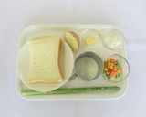 【離乳食後期】アスパラのグラタンパン作り方1写真