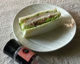 サンドイッチに塩をパラパラ作り方3写真