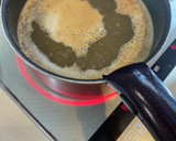 しめじと油揚げの簡単お味噌汁。作り方1写真