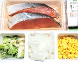 鮭と玉ネギとコーンのクリーム煮作り方1写真