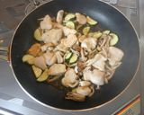 鶏肉とズッキーニの柚子こしょう炒め作り方5写真
