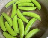キャベツとスナップえんどうの梅塩和え作り方3写真