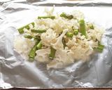 ホホホタケとアスパラガスのホイル焼き作り方1写真