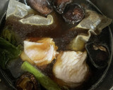 優しい出汁の鶏肉としいたけの卵とじそば作り方1写真