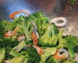 ブロッコリーと竹輪のペペロンチーノ風作り方3写真