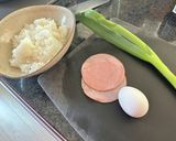 ネギとラー油のピリ辛チャーハン作り方1写真