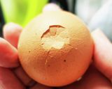 裏技バンザイ！つるんと剥こう茹で卵♪作り方2写真